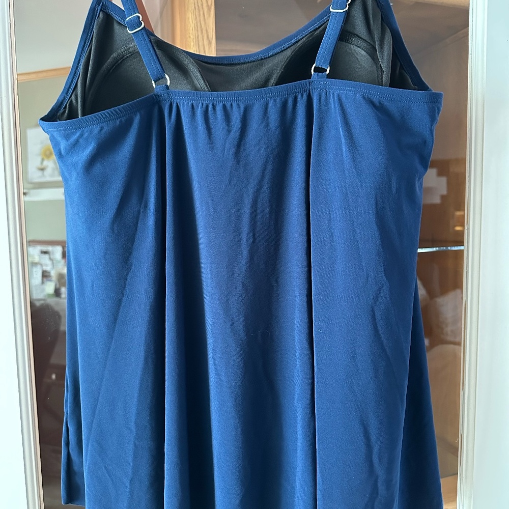 Sonnet Shores Tankini Navy Blue Top ~ NWT ~ - Picture 10 of 11